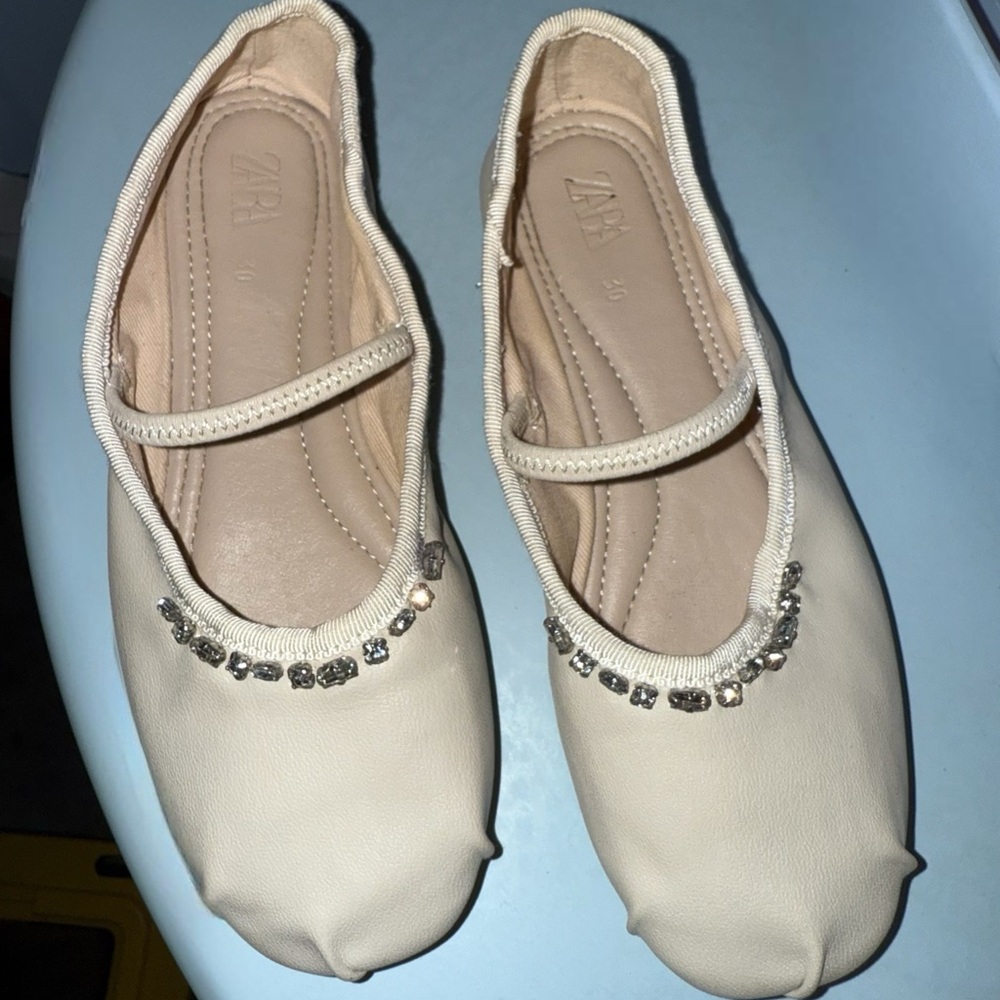 Zara Ballet Flat Size 30